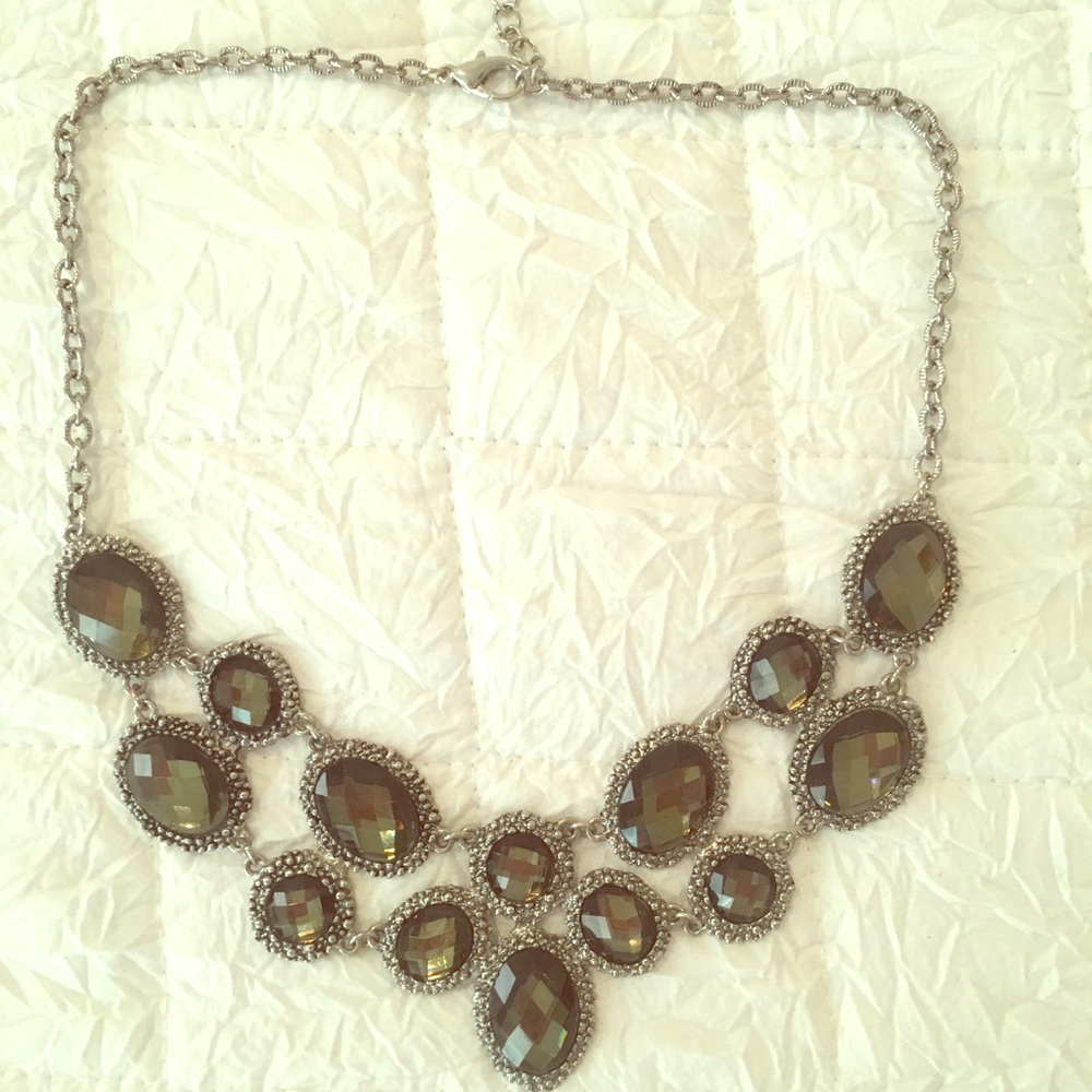 Black stone dangle necklace